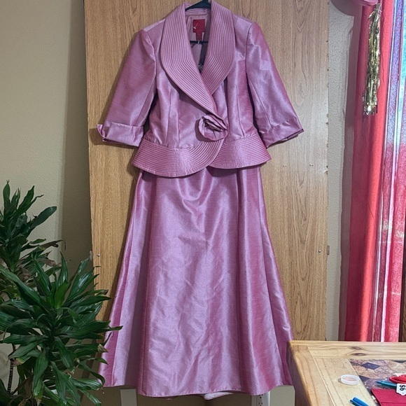 JS Collections Dresses & Skirts - JS Collections Mauve Skirt Set